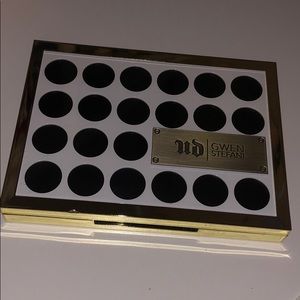 Urban Decay Eyeshadow Palette (Limited Edition)